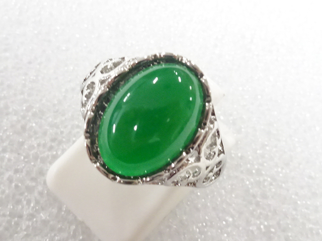 JAPANESE KIMONO / ANTIQUE COLORED STONE RING (SIZE 11)